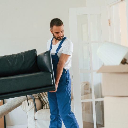 moving-service-employee-in-a-room-1.jpg